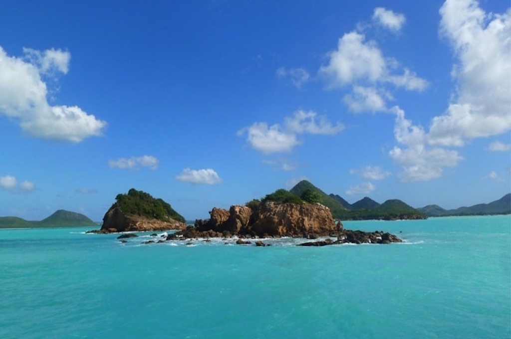 Island Tour South with Beach Stop