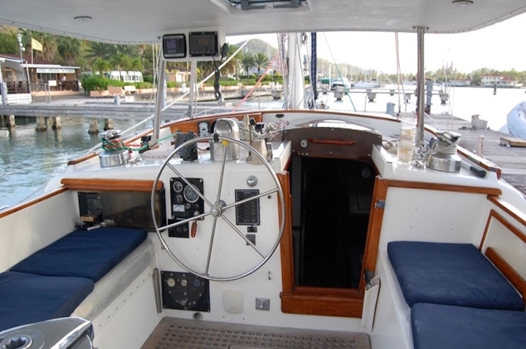 boot von innen Private Sailing Tour
