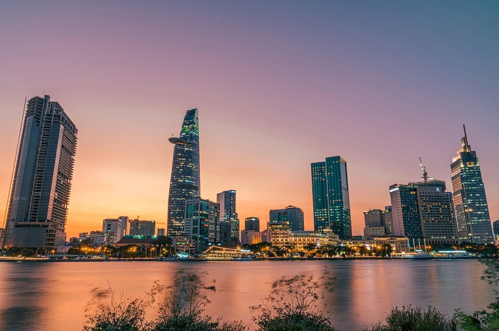 Saigon City Tour with Landmark 81