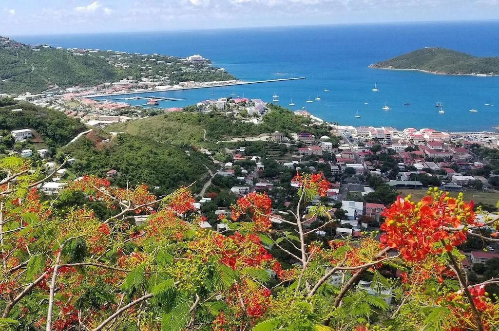 Shopping, Sightseeing & Beach Tour, St. Thomas Shopping, Sightseeing & Beach Tour, St. Thomas