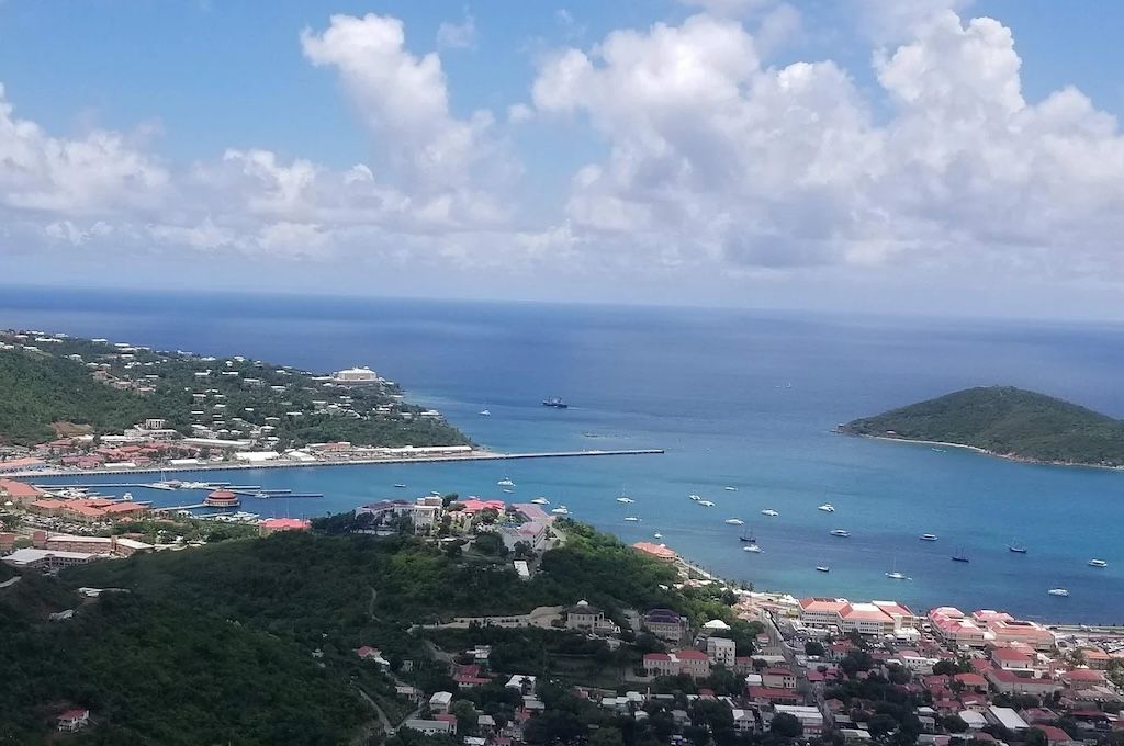 Shopping, Sightseeing & Beach Tour, St. Thomas Shopping, Sightseeing & Beach Tour, St. Thomas
