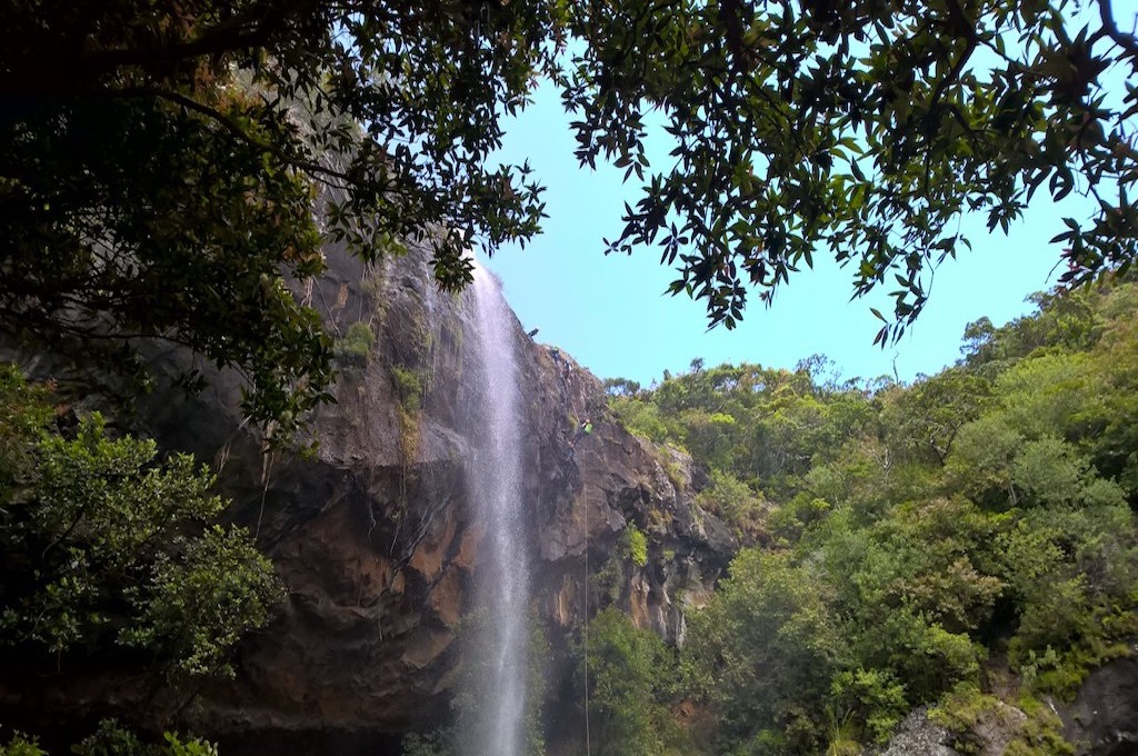wasserfall von seite Tamarin Waterfalls Trek